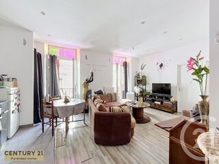  Immeuble à vendre 560 m²