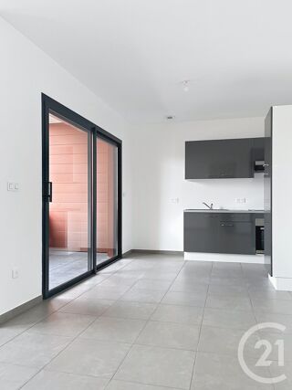  Appartement à louer 2 pièces 46 m²