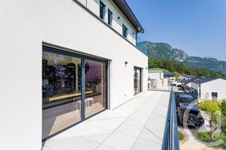  Maison  vendre 6 pices 387 m