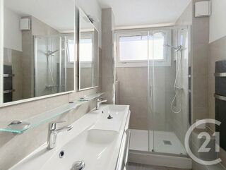  Appartement � louer 5 pi�ces 82 m�