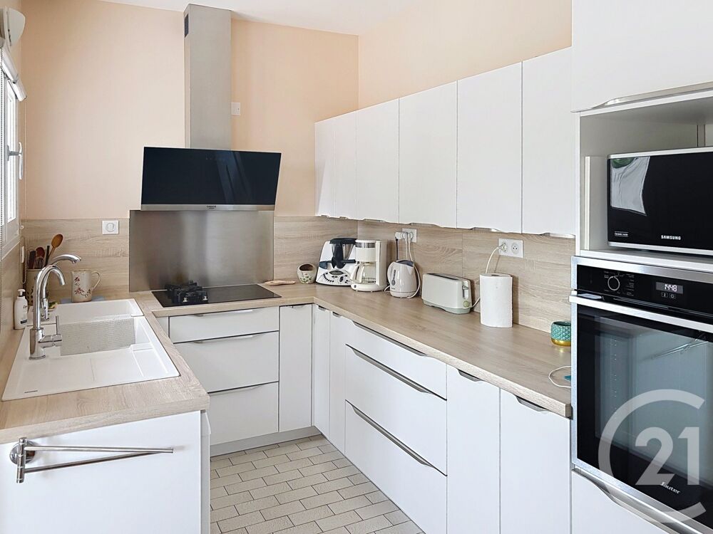 vente Maison - 8 pièce(s) - 250 m² Saint-Jean-de-la-Ruelle (45140)
