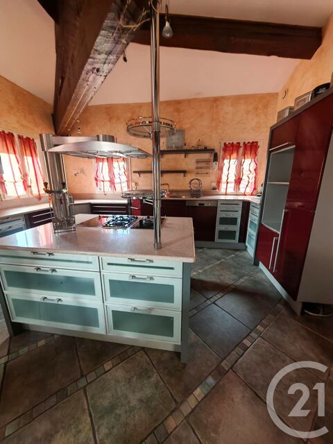  Appartement � louer 3 pi�ces 158 m�