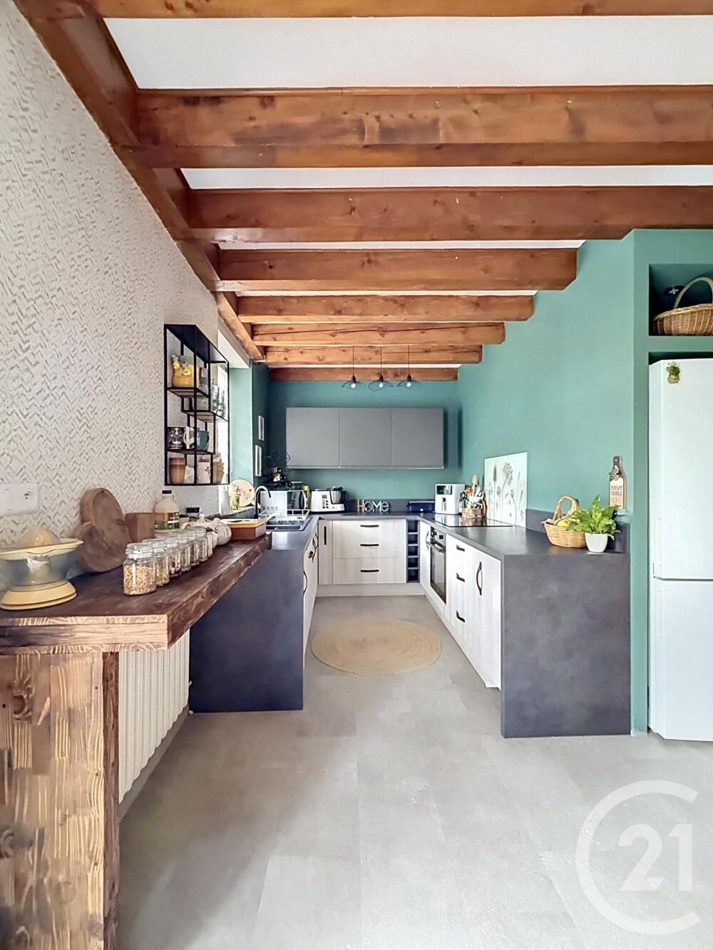 MORBIER - Découvrez cette maison mitoyenne d'environ 122....