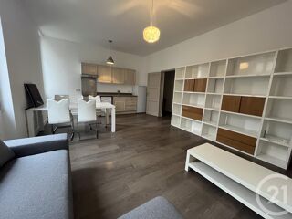  Appartement � louer 3 pi�ces 67 m� Avignon