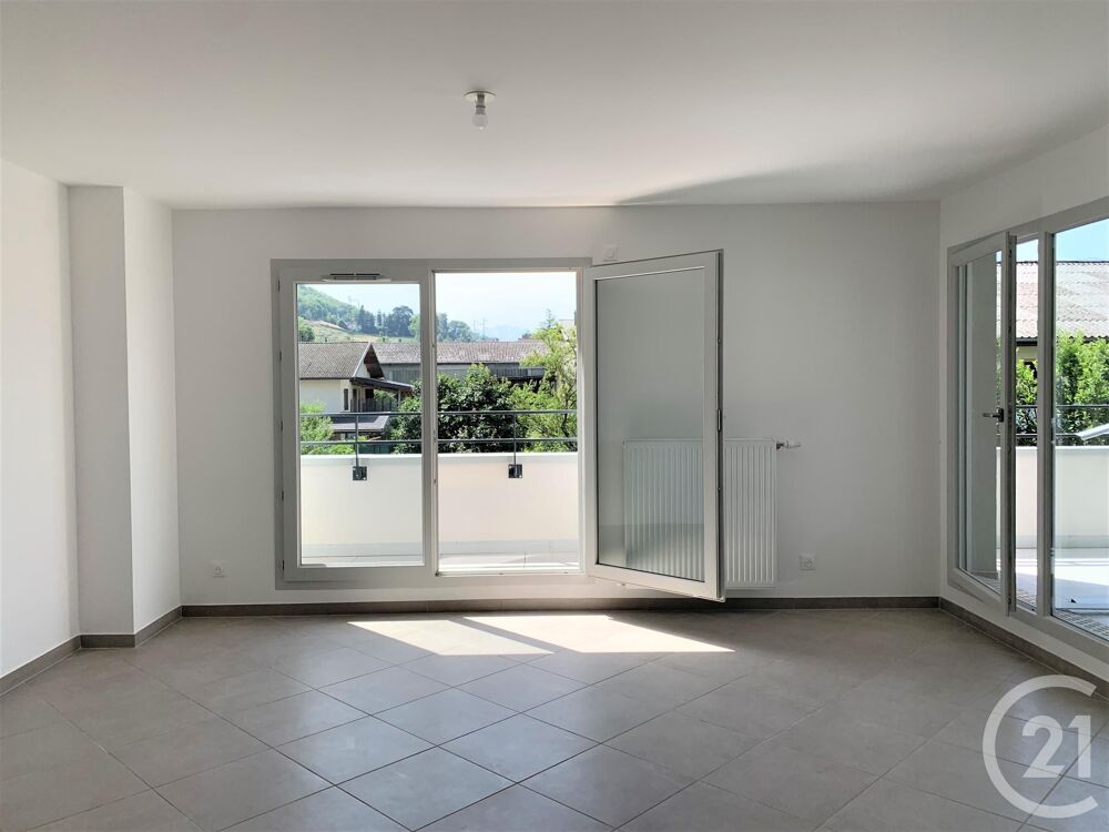 location Appartement - 4 pièce(s) - 81 m² Challes-les-Eaux (73190)