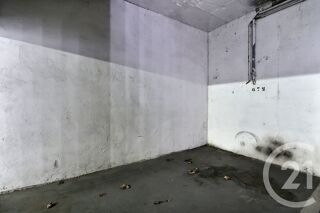  Parking / Garage � vendre 10 m�