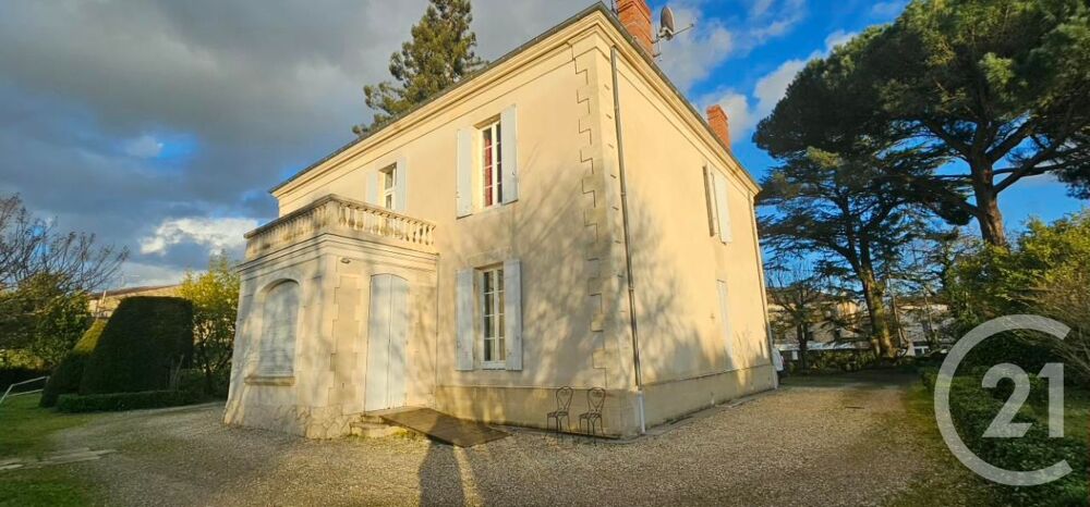 ****DEMEURE D'EXCEPTION AU COEUR DE LANGON**** ....