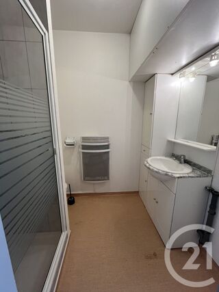  Appartement à louer 2 pièces 30 m²