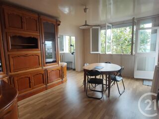  Appartement à louer 3 pièces 72 m²