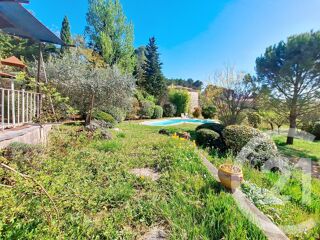  Maison � vendre 6 pi�ces 245 m�