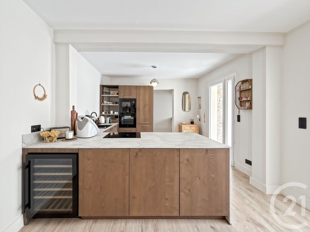 vente Appartement - 5 pièce(s) - 322 m² Calvi (20260)