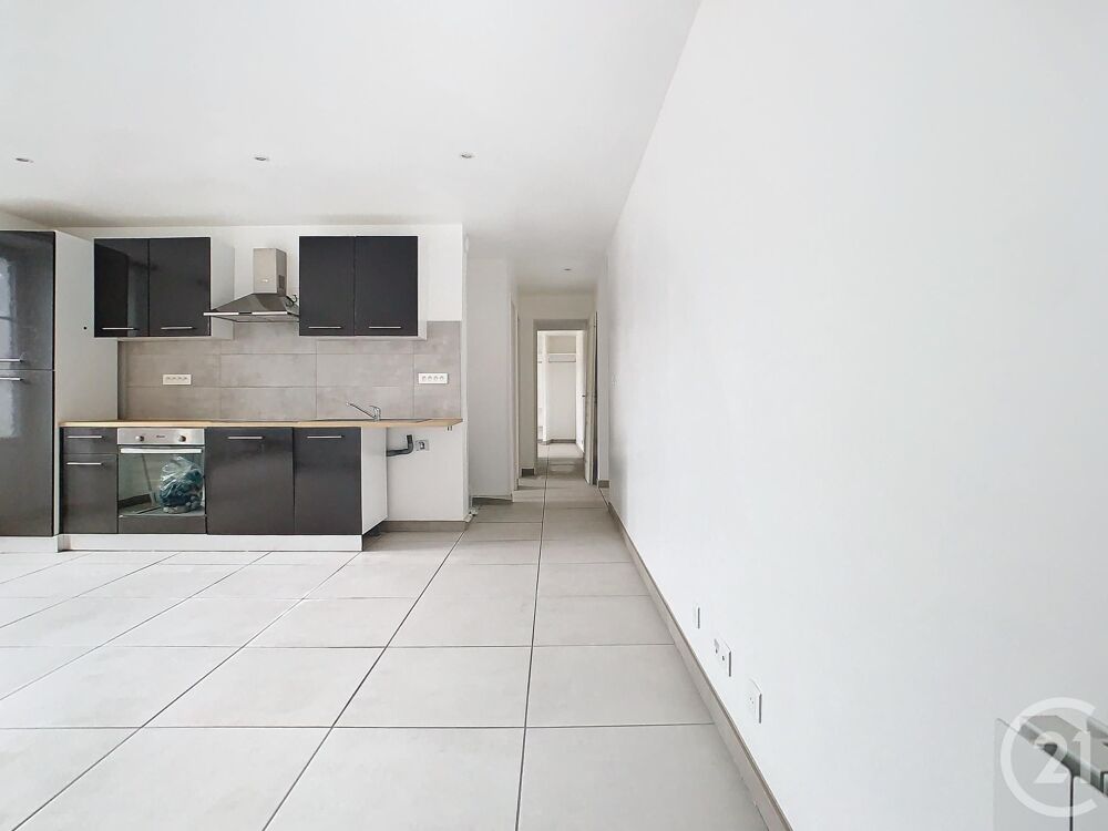 location Appartement - 3 pièce(s) - 66 m² Seix (09140)