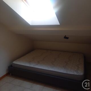  Appartement à louer 2 pièces 27 m²