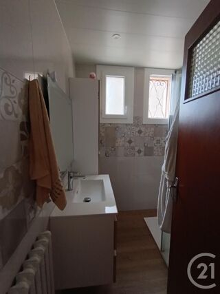  Maison � vendre 6 pi�ces 228 m�