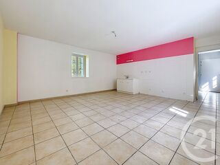  Appartement à louer 3 pièces 66 m²