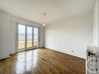  Appartement à louer 3 pièces 67 m²