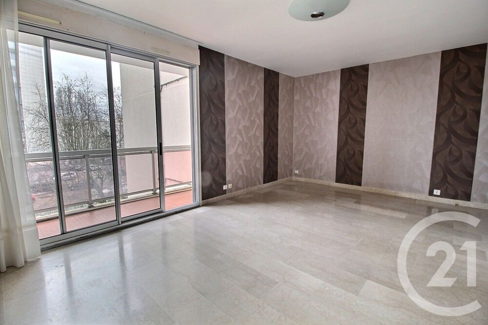 vente Appartement - 2 pièce(s) - 50 m² Montluel (01120)