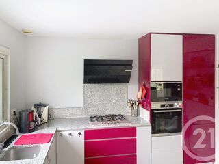  Maison à vendre 8 pièces 235 m²
