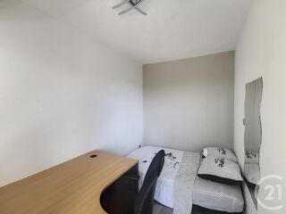  Appartement à louer 3 pièces 56 m²