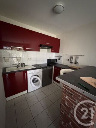  Appartement à louer 2 pièces 47 m²