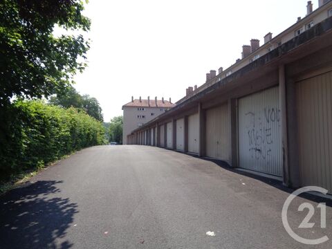  Parking / Garage � louer 10 m�