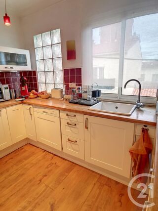  Appartement à louer 3 pièces 55 m²