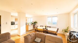  Maison � vendre 5 pi�ces 215 m�