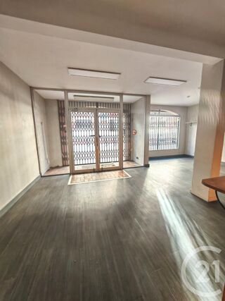  Appartement à louer 1 pièce 51 m²