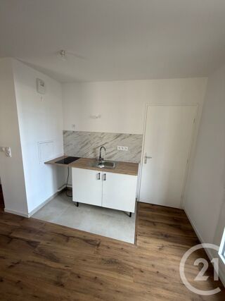  Appartement à louer 1 pièce 27 m²