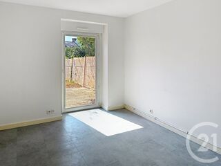  Maison à louer 5 pièces 111 m²