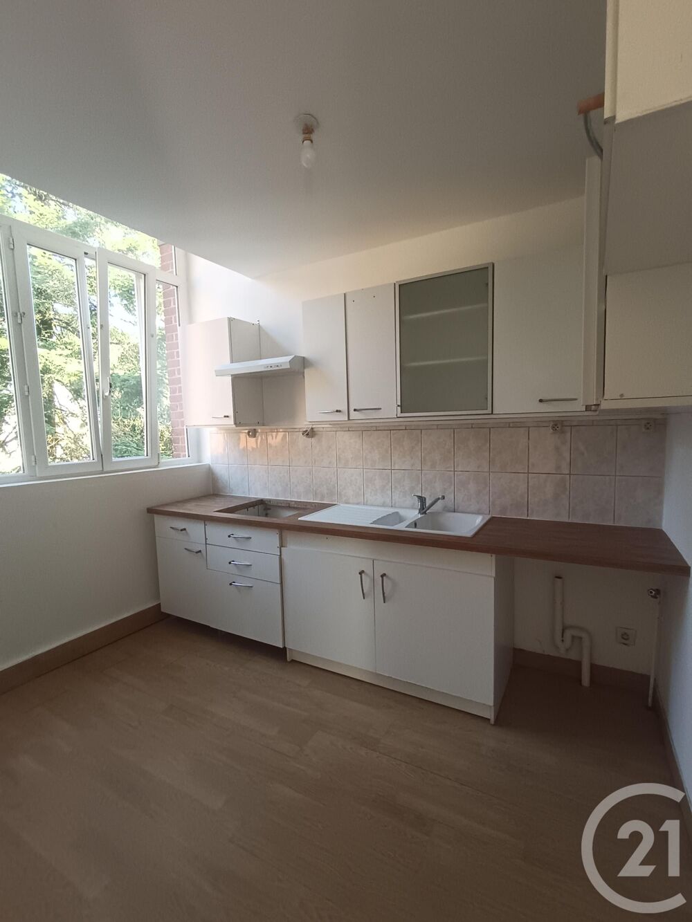 location Appartement - 4 pièce(s) - 63 m² Caffiers (62132)