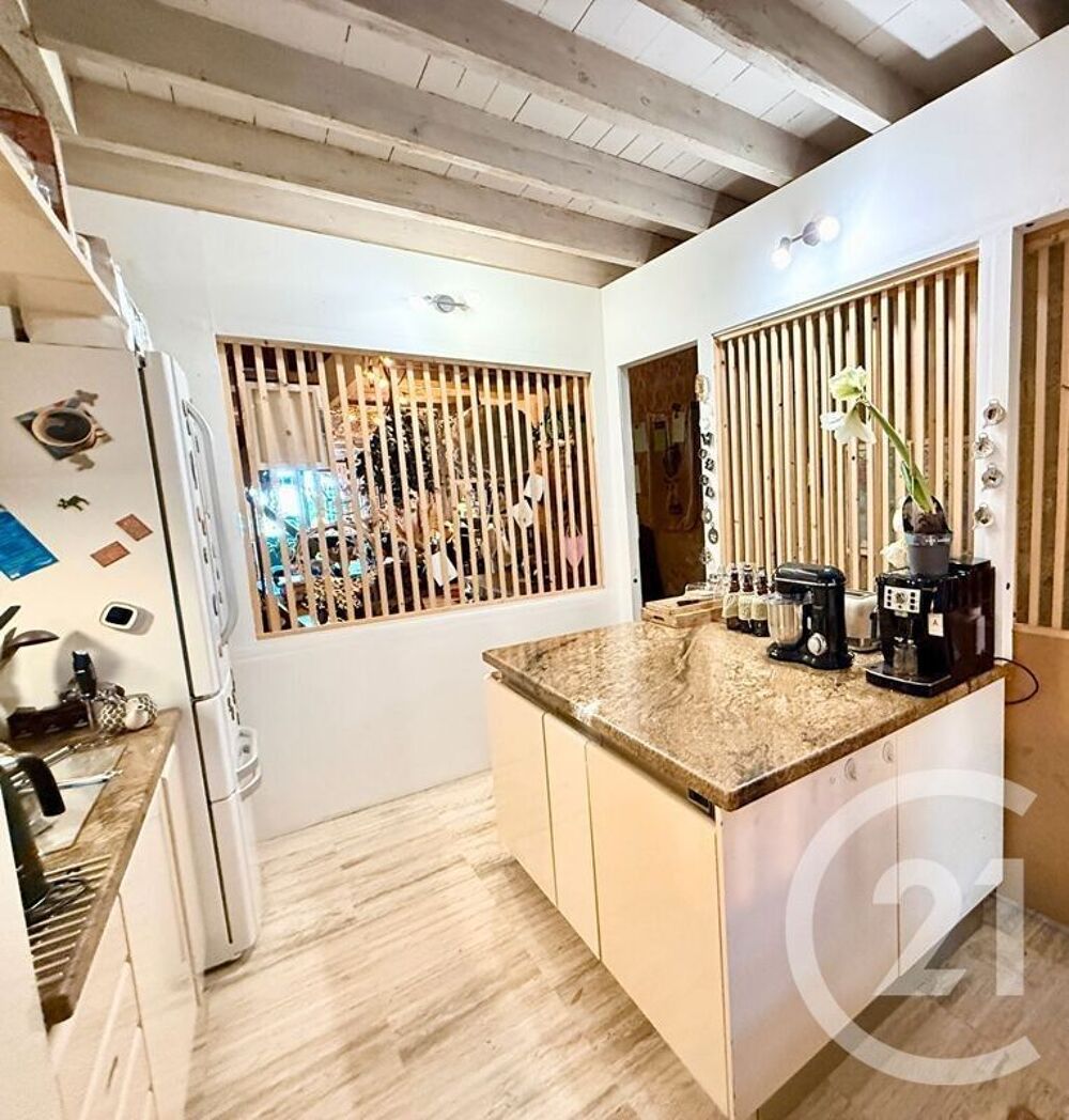 vente Maison - 10 pièce(s) - 260 m² Saint-Macaire (33490)