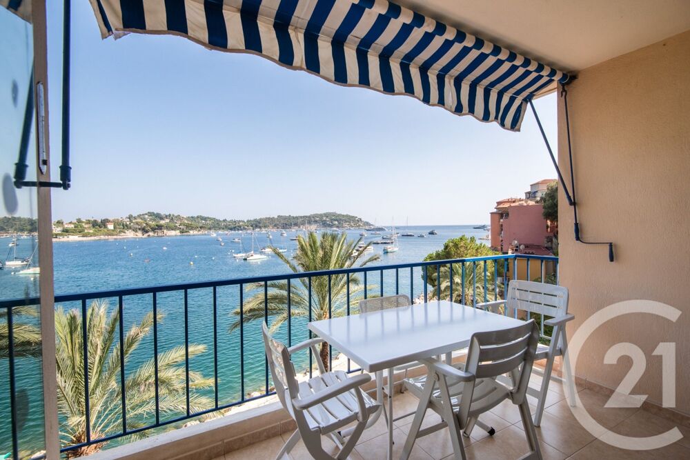 Villefranche-sur-Mer: En front de mer, niché en étage él....