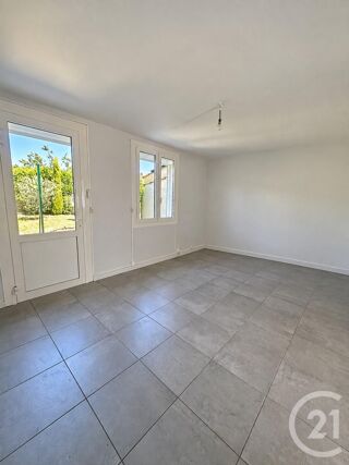  Maison à louer 4 pièces 107 m²