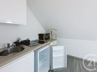  Appartement à louer 1 pièce 24 m²