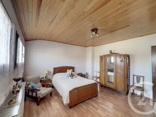  Maison � vendre 6 pi�ces 213 m�