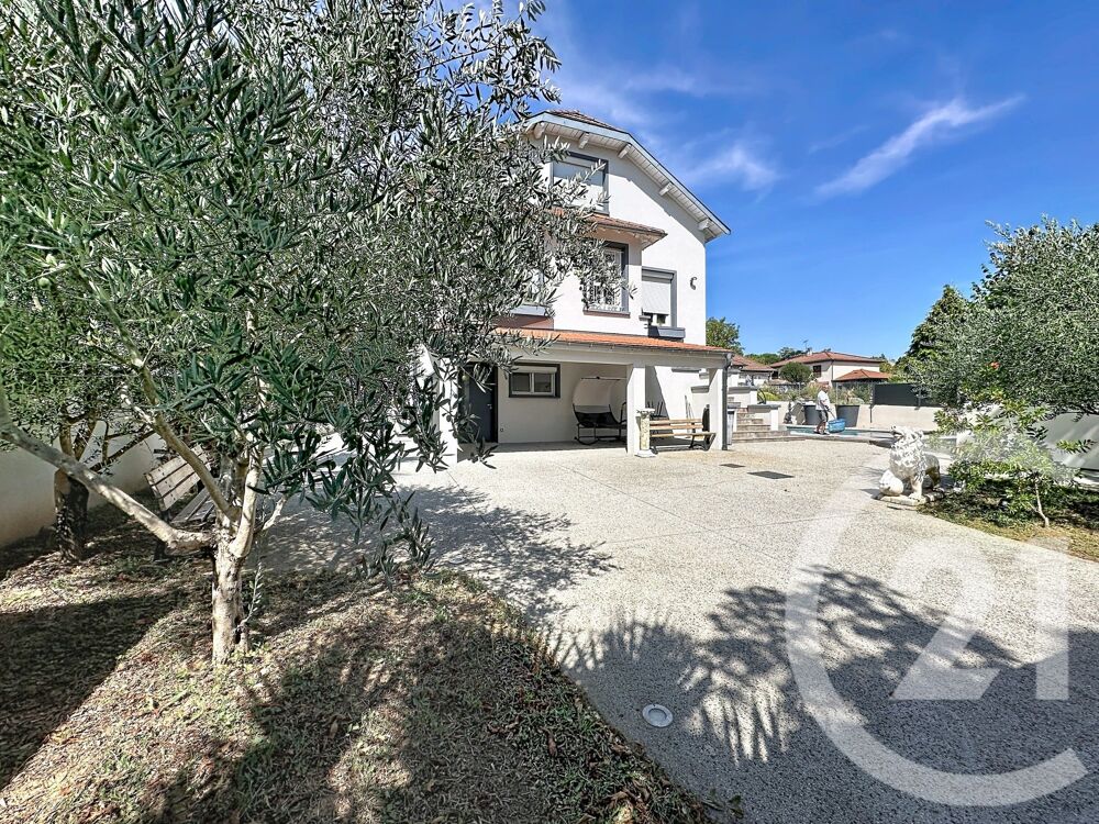 vente Maison - 6 pièce(s) - 360 m² Feyzin (69320)