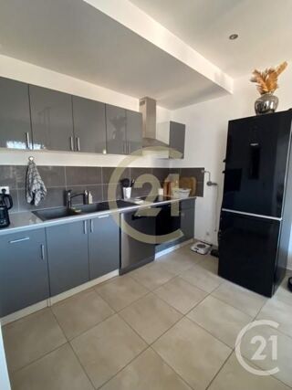  Maison à louer 4 pièces 95 m²