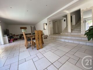  Maison à vendre 8 pièces 220 m²