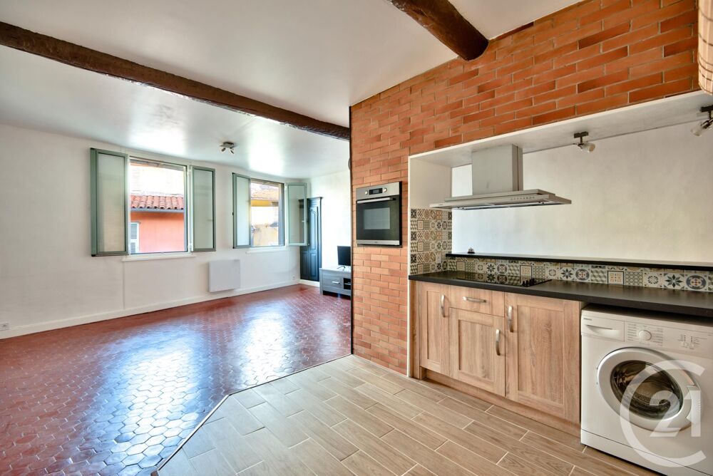 NICE VIEUX-NICE Appartement 2 pièces de 51 m² ....