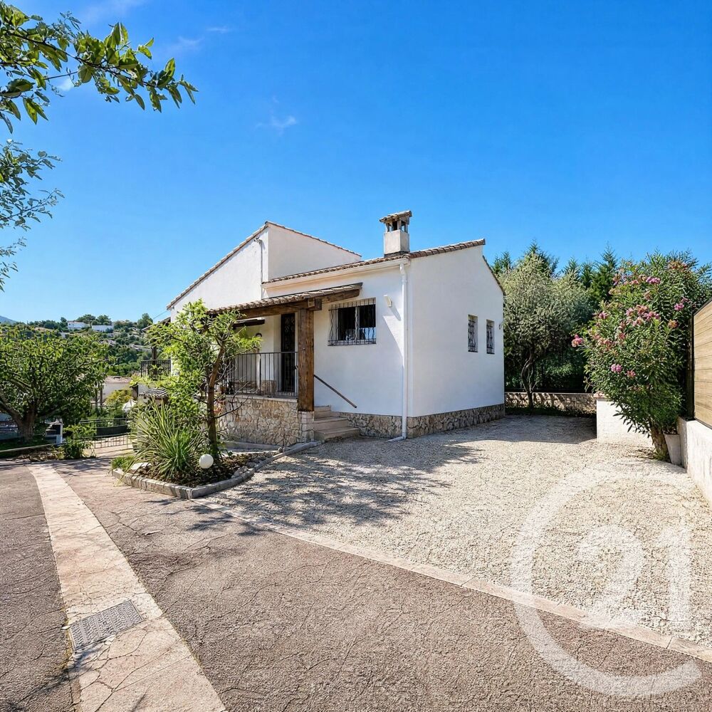Rare Villa individuelle rénovée récemment avec fort pote....
