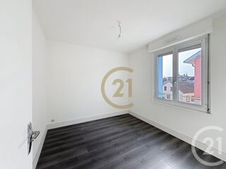  Appartement à louer 3 pièces 58 m² Belfort