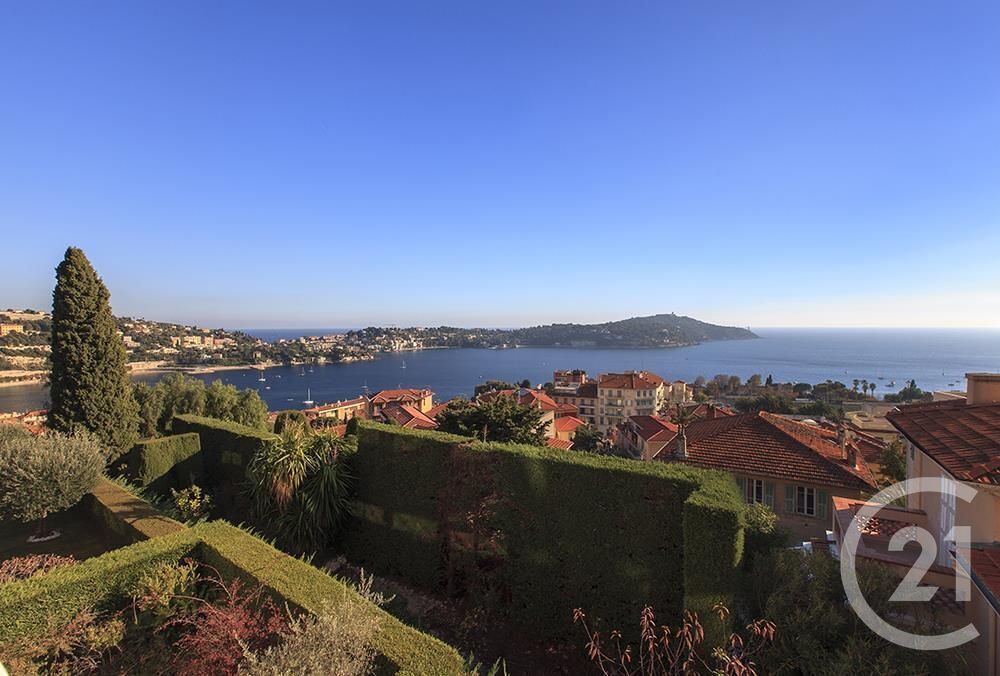 location Appartement - 4 pièce(s) - 130 m² Villefranche-sur-Mer (06230)