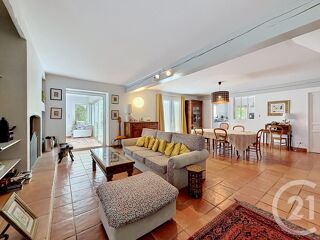  Maison à vendre 4 pièces 241 m²
