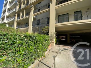  Parking / Garage � vendre 10 m�