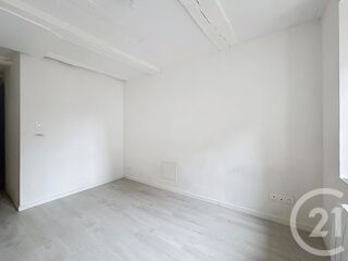 Appartement à louer 2 pièces 24 m²