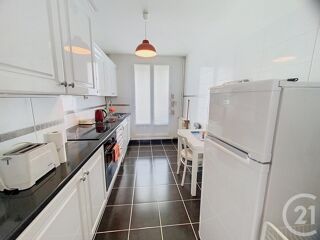  Appartement à louer 3 pièces 58 m²