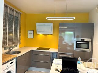  Appartement à louer 2 pièces 44 m²