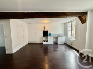  Appartement à louer 3 pièces 65 m²