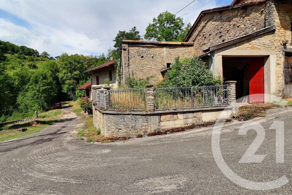 Découvrez ce garage et ses dépendances à Chatillon de C....